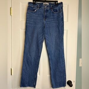Abercrombie & Fitch 90’s Straight Mid Rise Jean